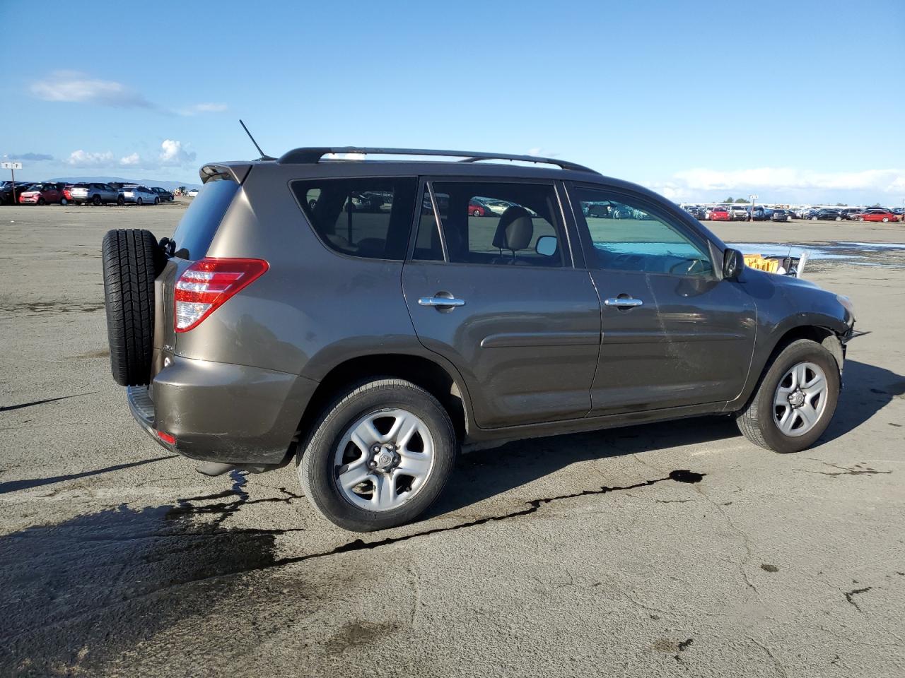 2011 Toyota RAV 4 - Image 3