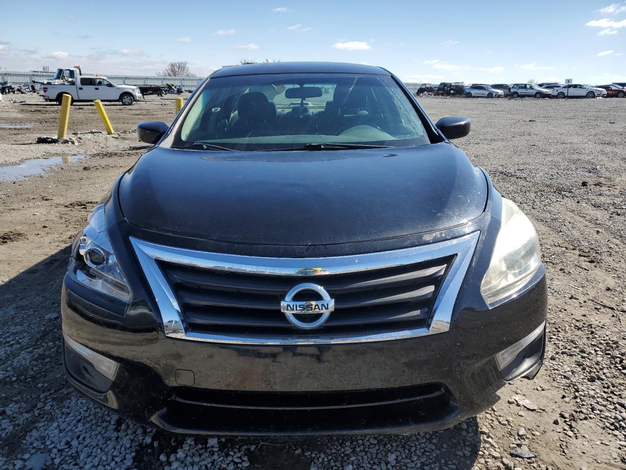 2015 Nissan Altima - Image 5