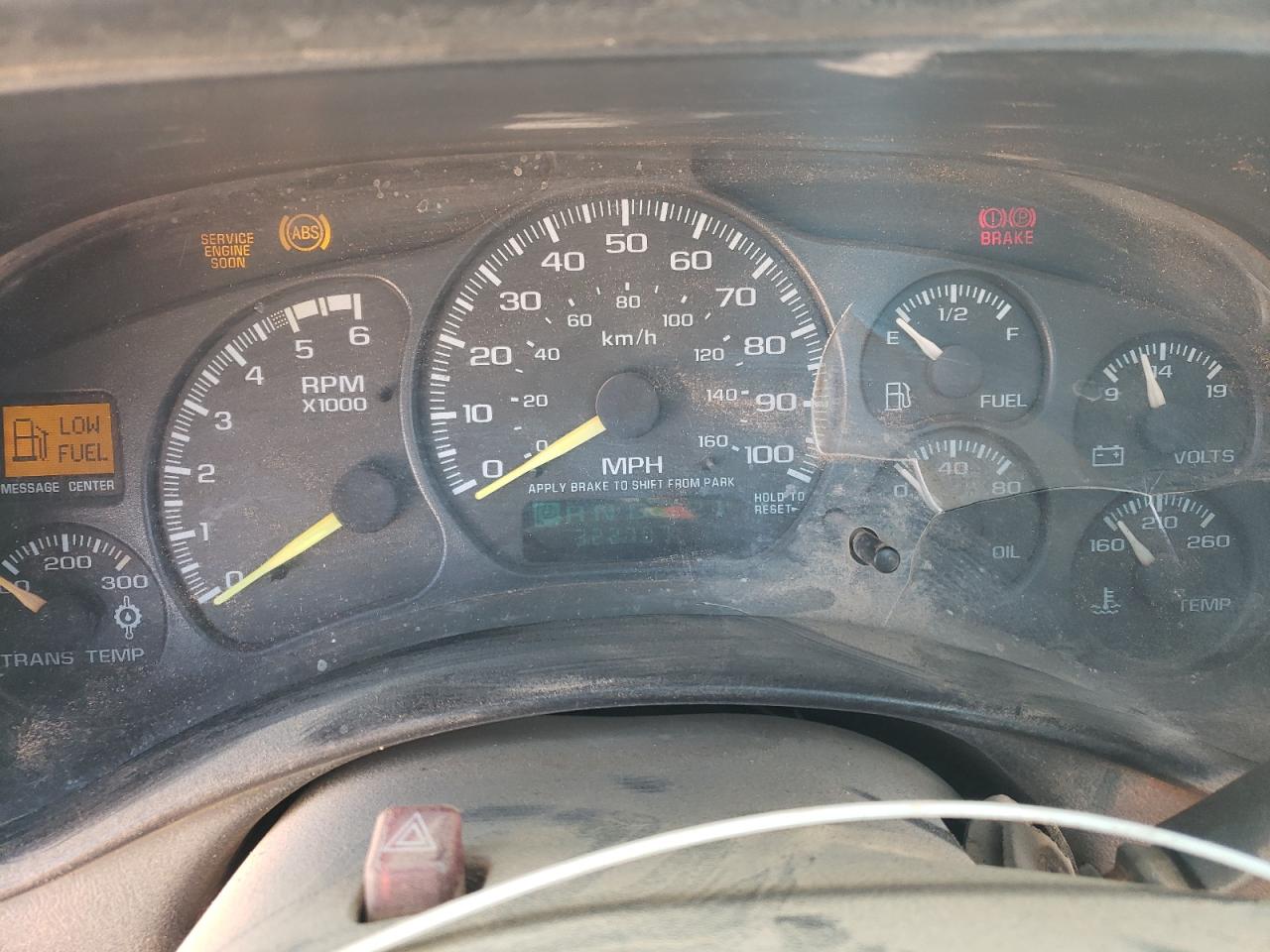 2001 Chevrolet Silverado - Image 9
