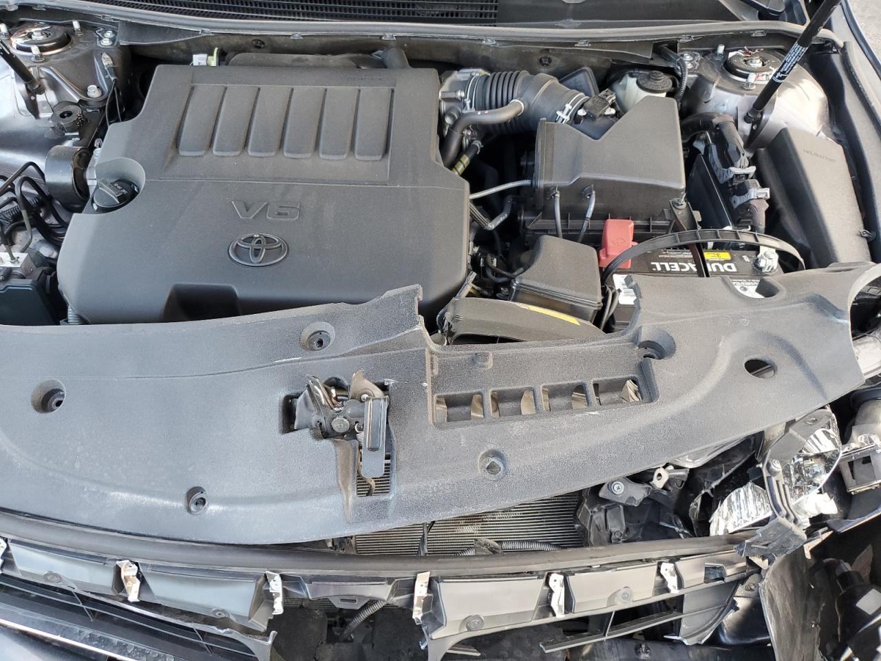 2013 Toyota Avalon - Image 11