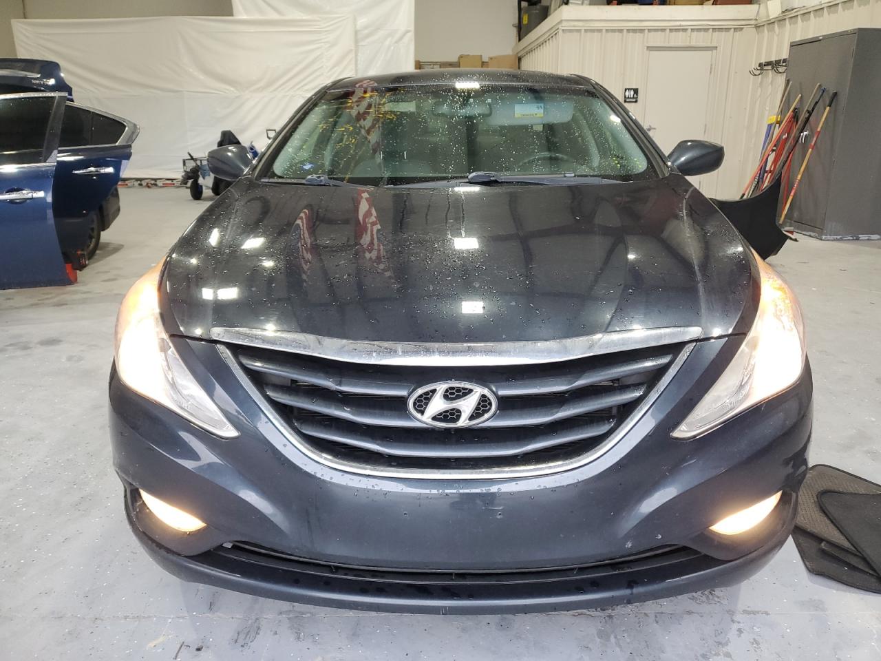 2013 Hyundai Sonata - Image 5
