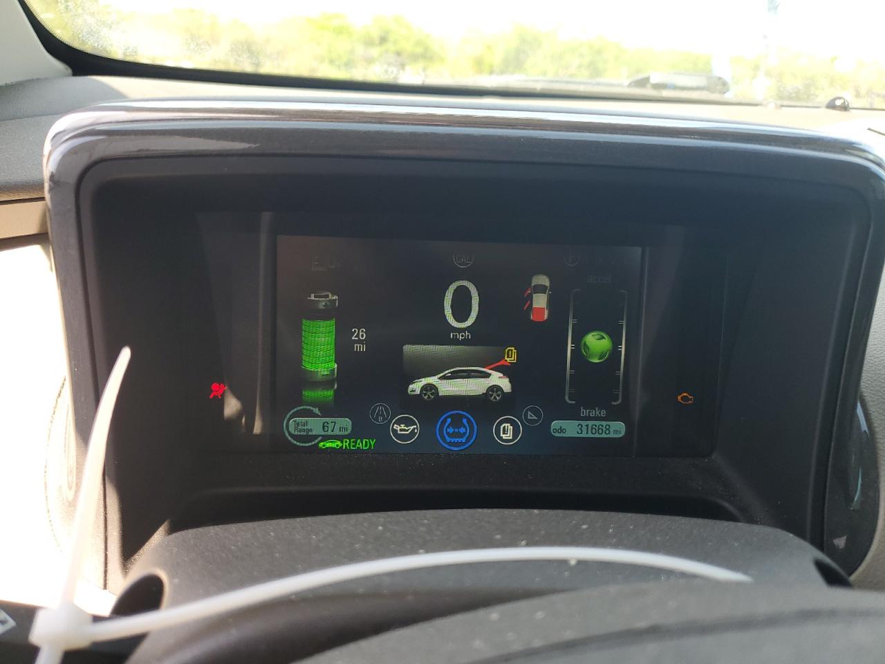 2015 Chevrolet Volt - Image 9