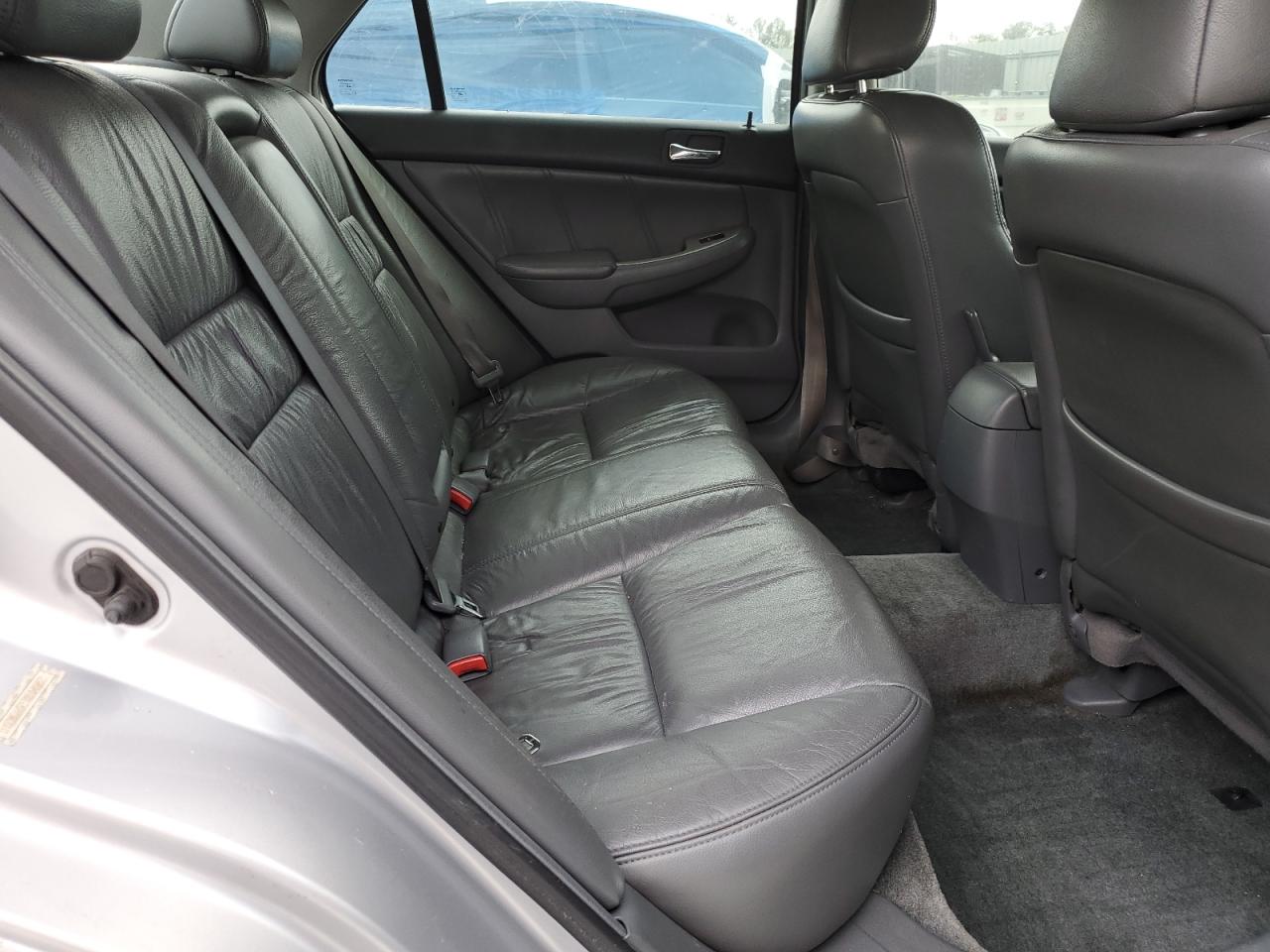 2007 Honda Accord - Image 10