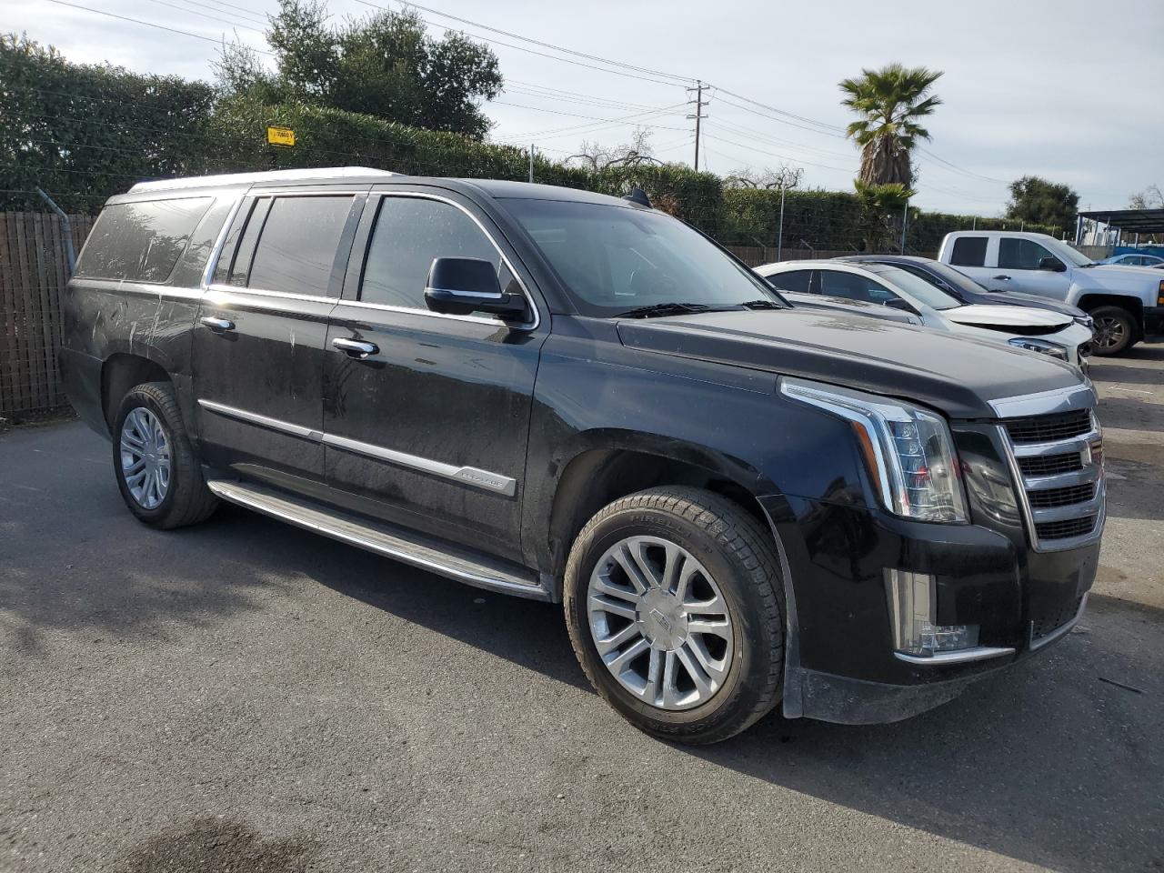 2018 Cadillac Escalade - Image 4