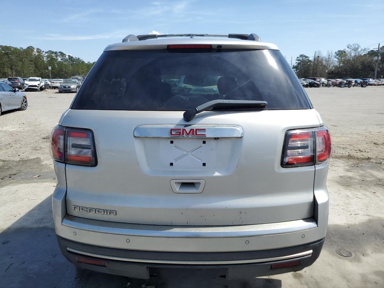 2015 GMC Acadia - Image 6
