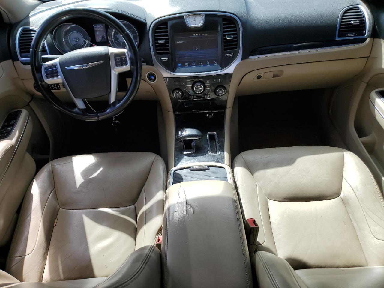 2013 Chrysler 300 - Image 8