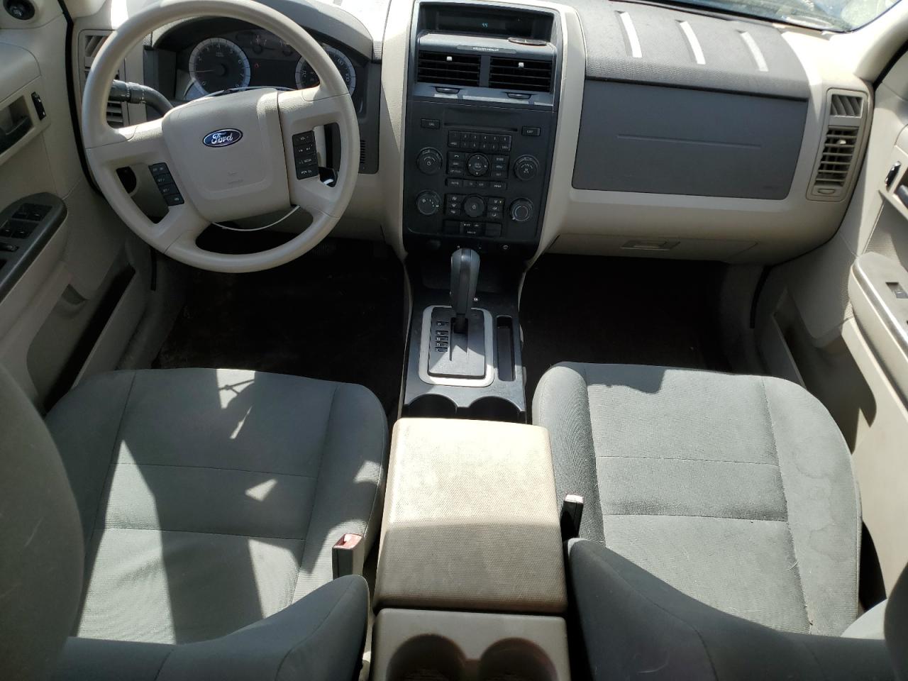 2009 Ford Escape - Image 8