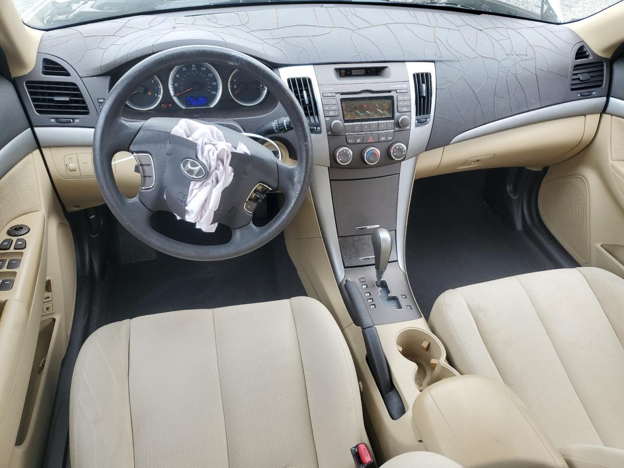 2009 Hyundai Sonata - Image 8