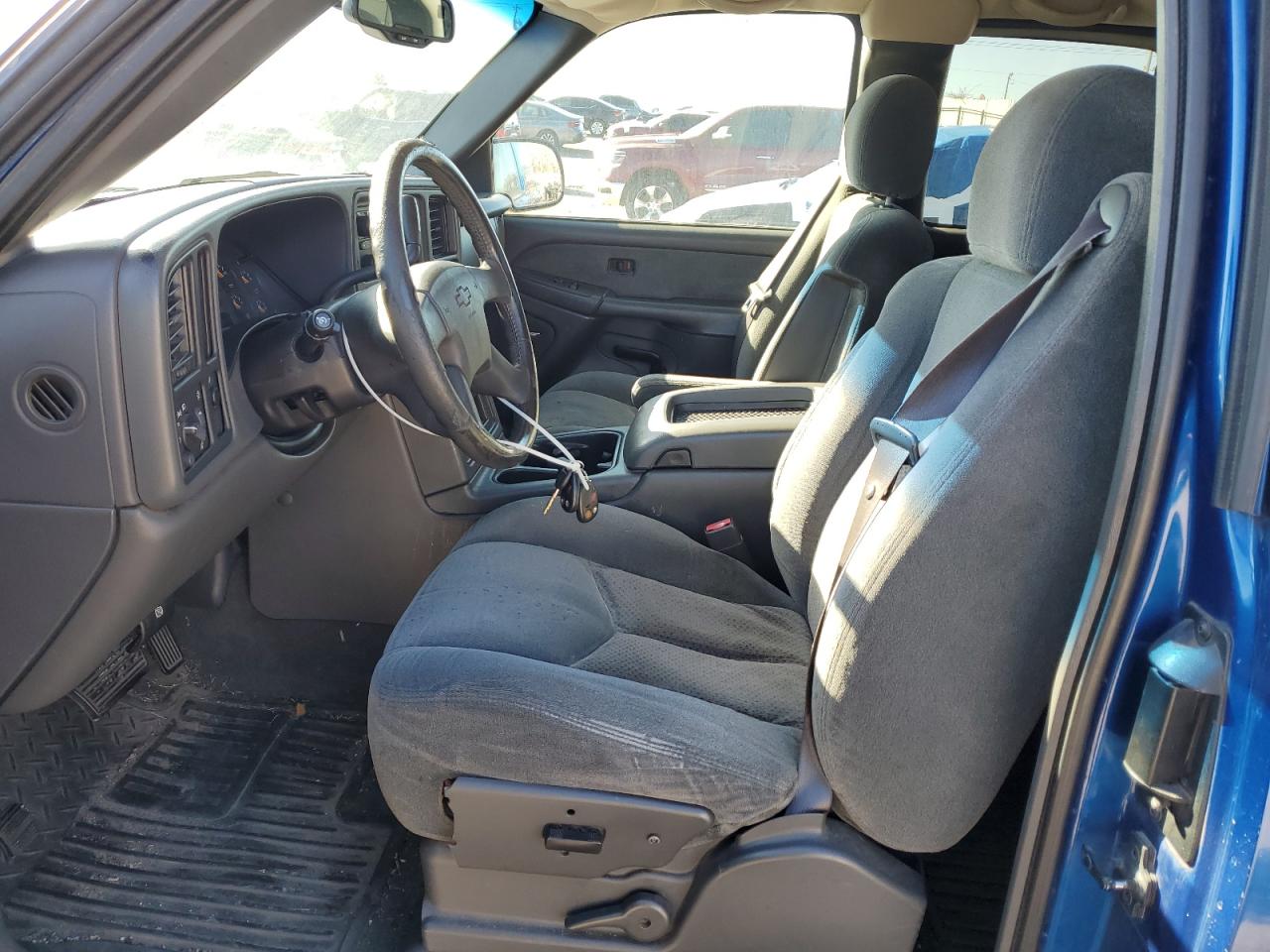 2003 Chevrolet Silverado - Image 7