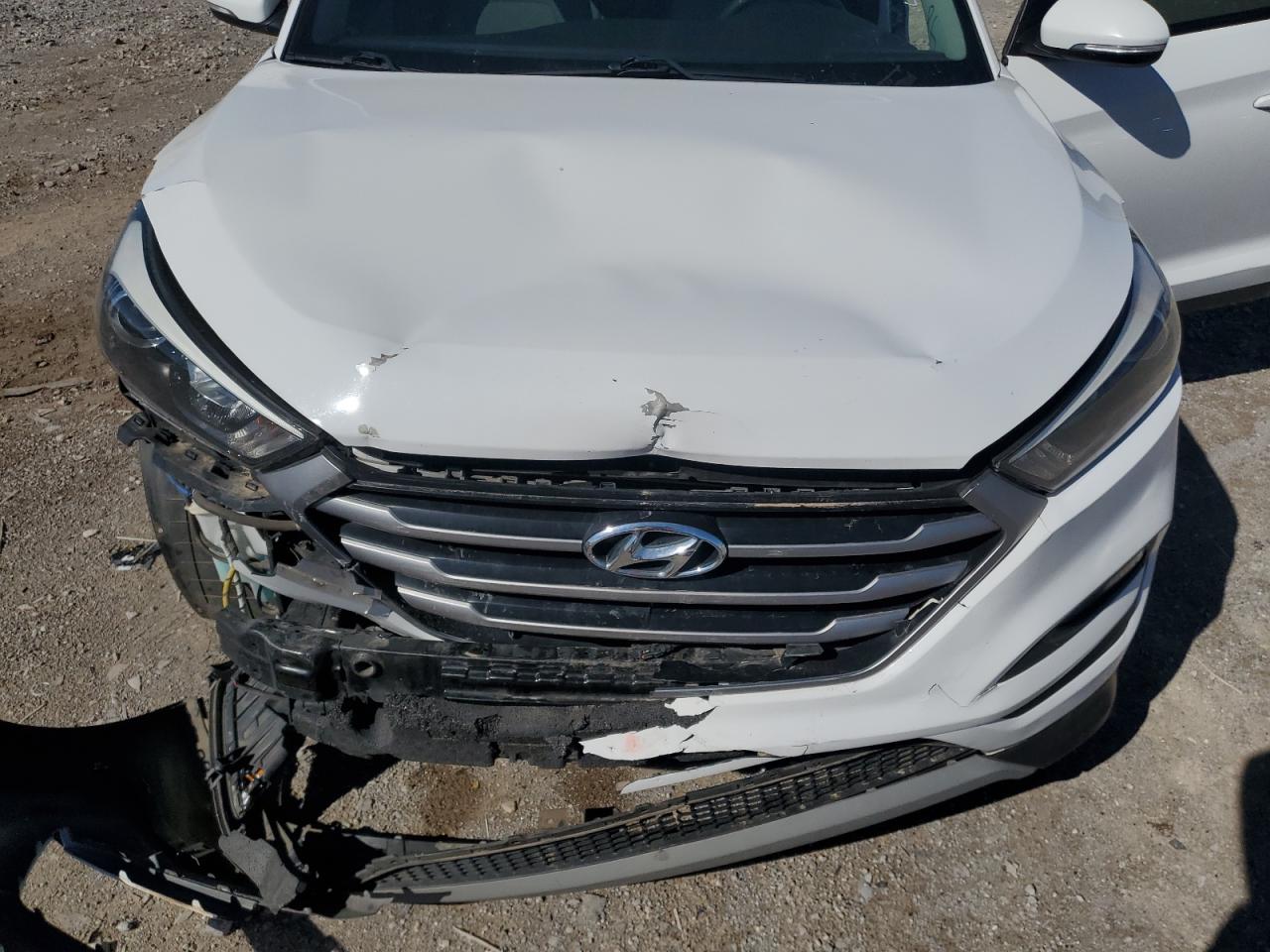 2018 Hyundai Tucson - Image 12