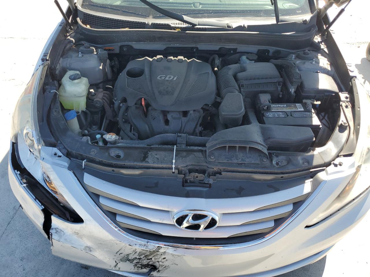 2014 Hyundai Sonata - Image 11
