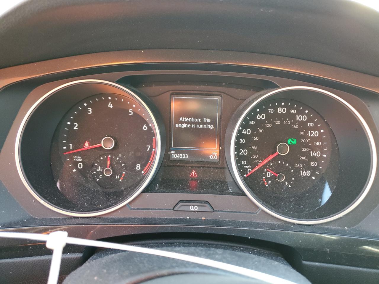 2018 Volkswagen Tiguan - Image 9
