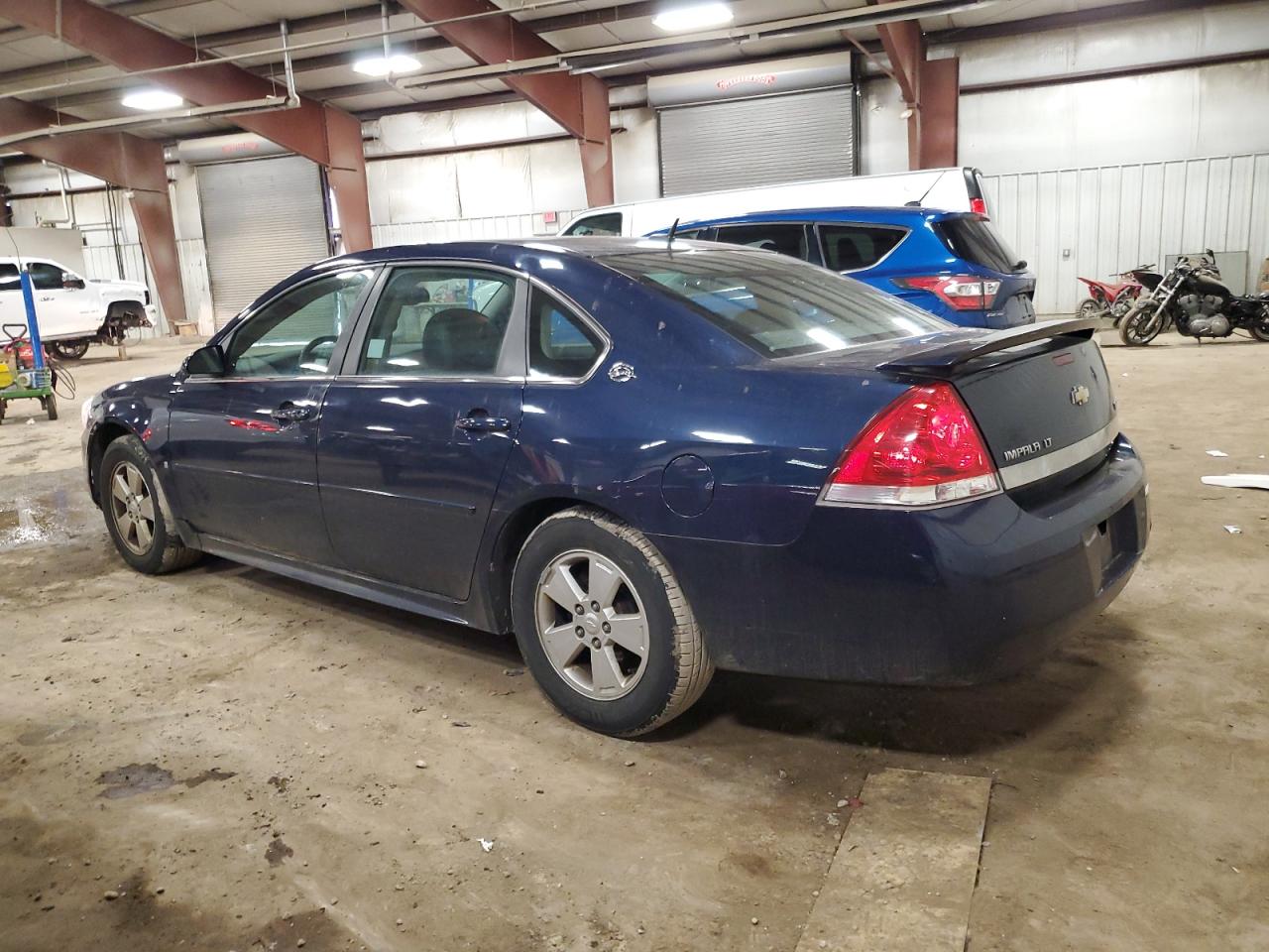 2009 Chevrolet Impala - Image 2