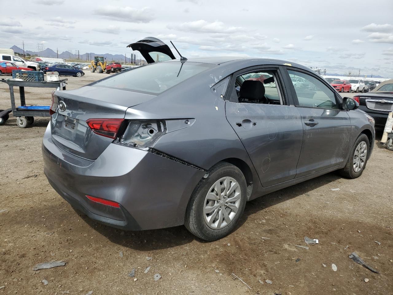 2018 Hyundai Accent - Image 3
