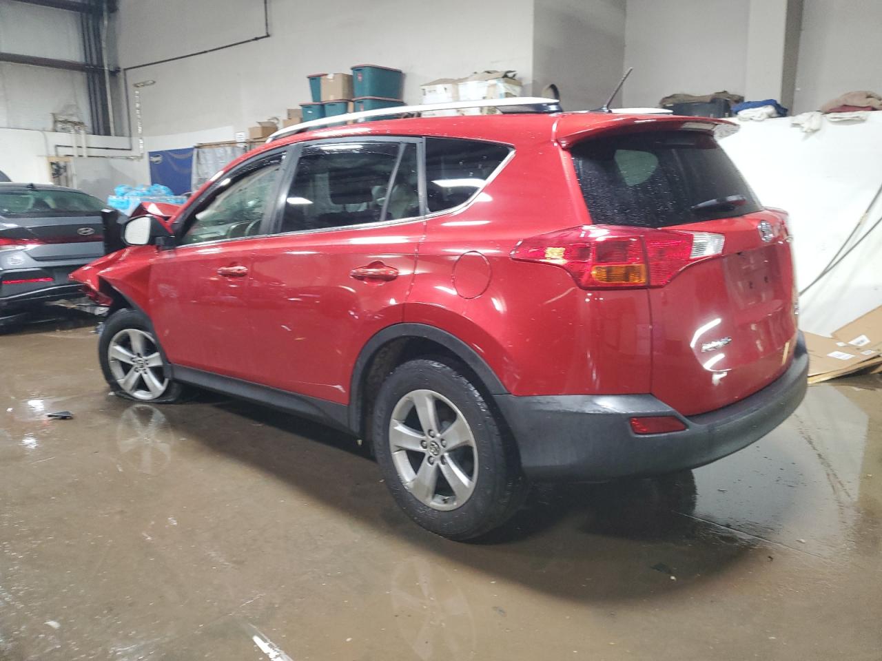 2015 Toyota RAV 4 - Image 2