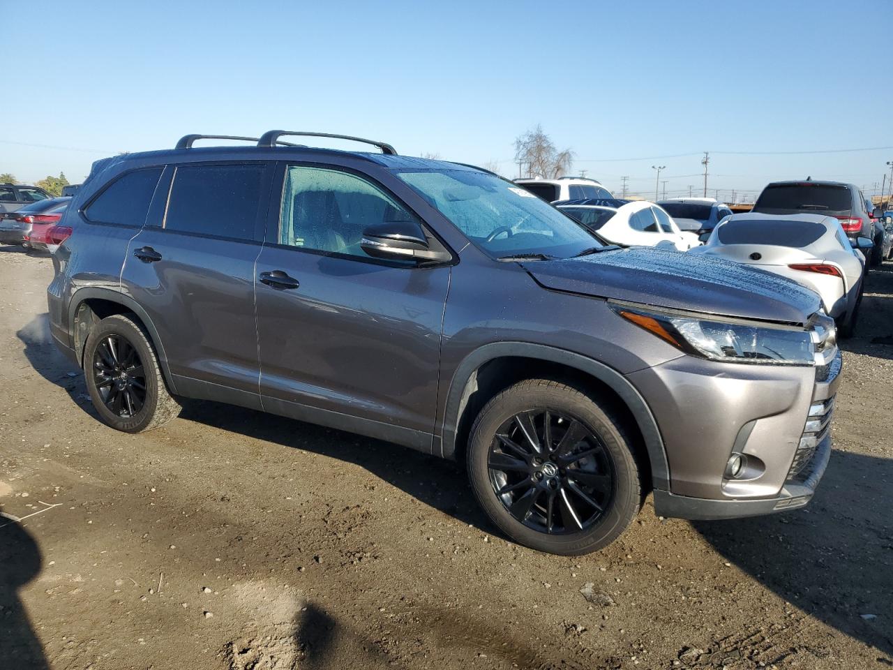 2019 Toyota Highlander - Image 4
