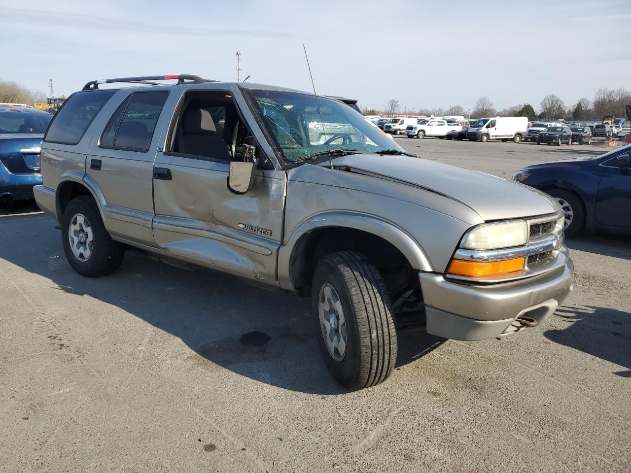 2003 Chevrolet Blazer - Image 4