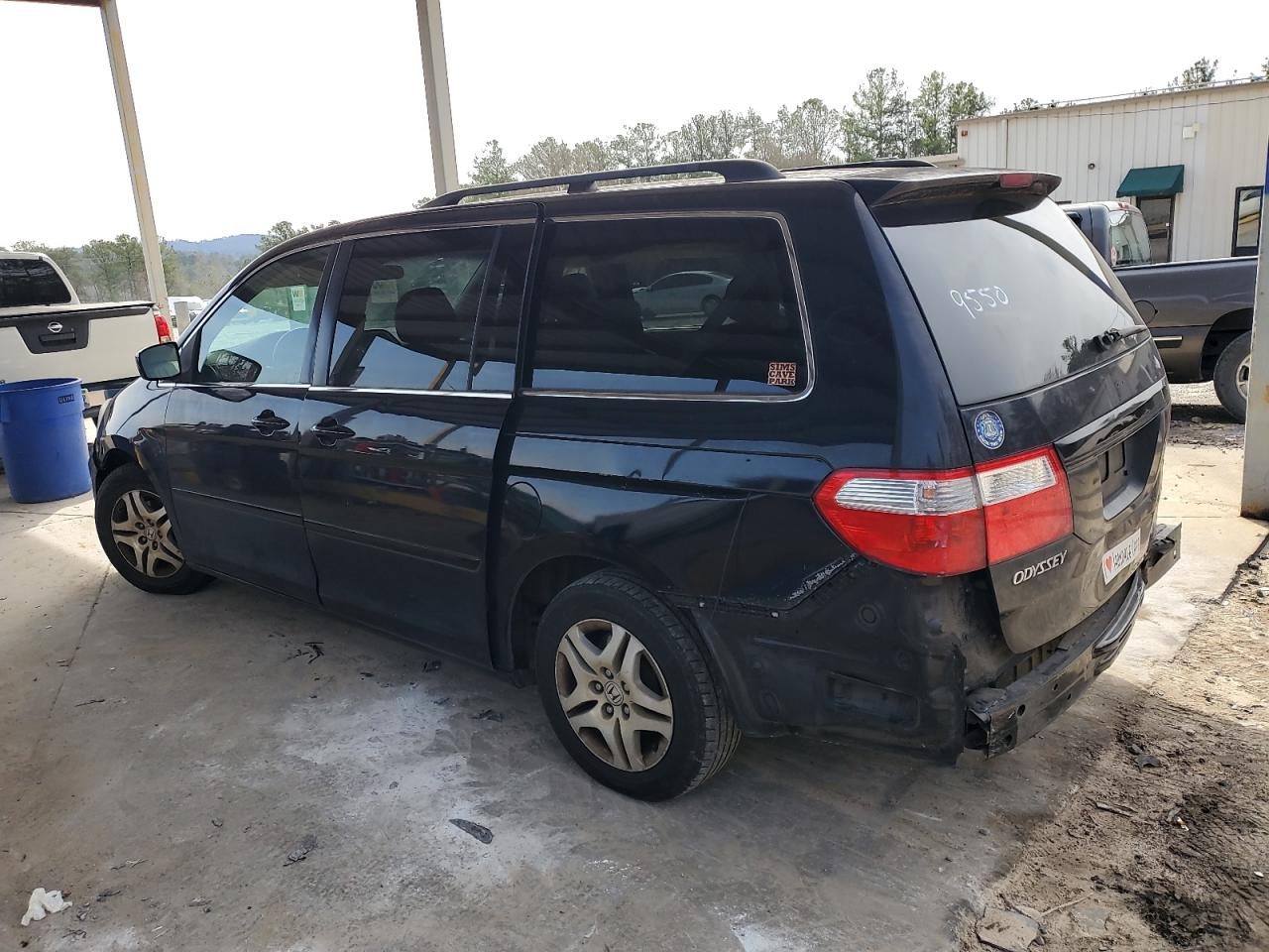 2007 Honda Odyssey - Image 2