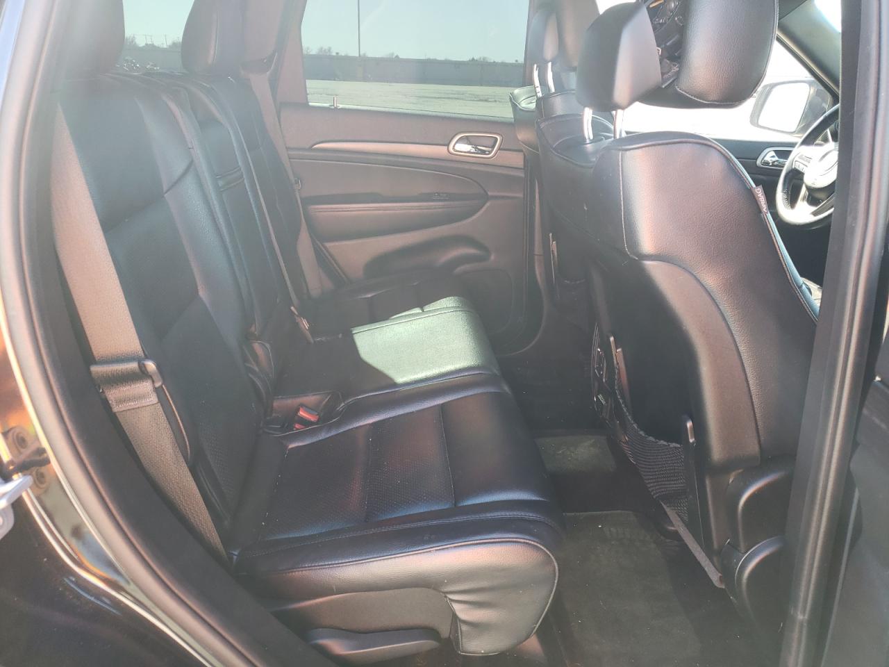 2014 Jeep Grand Cherokee - Image 11