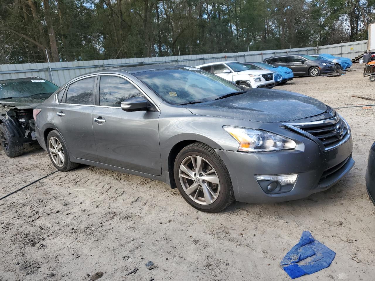 2015 Nissan Altima - Image 4