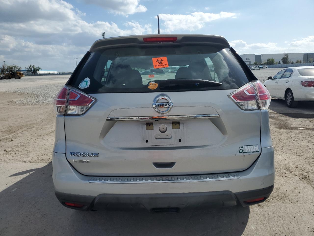 2015 Nissan Rogue - Image 6