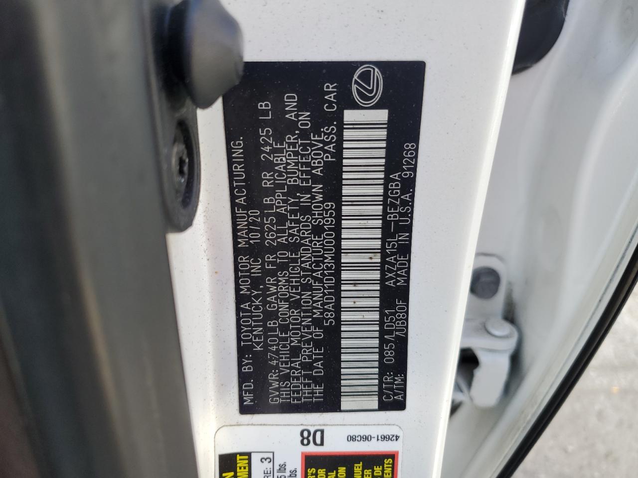 2021 Lexus ES - Image 12