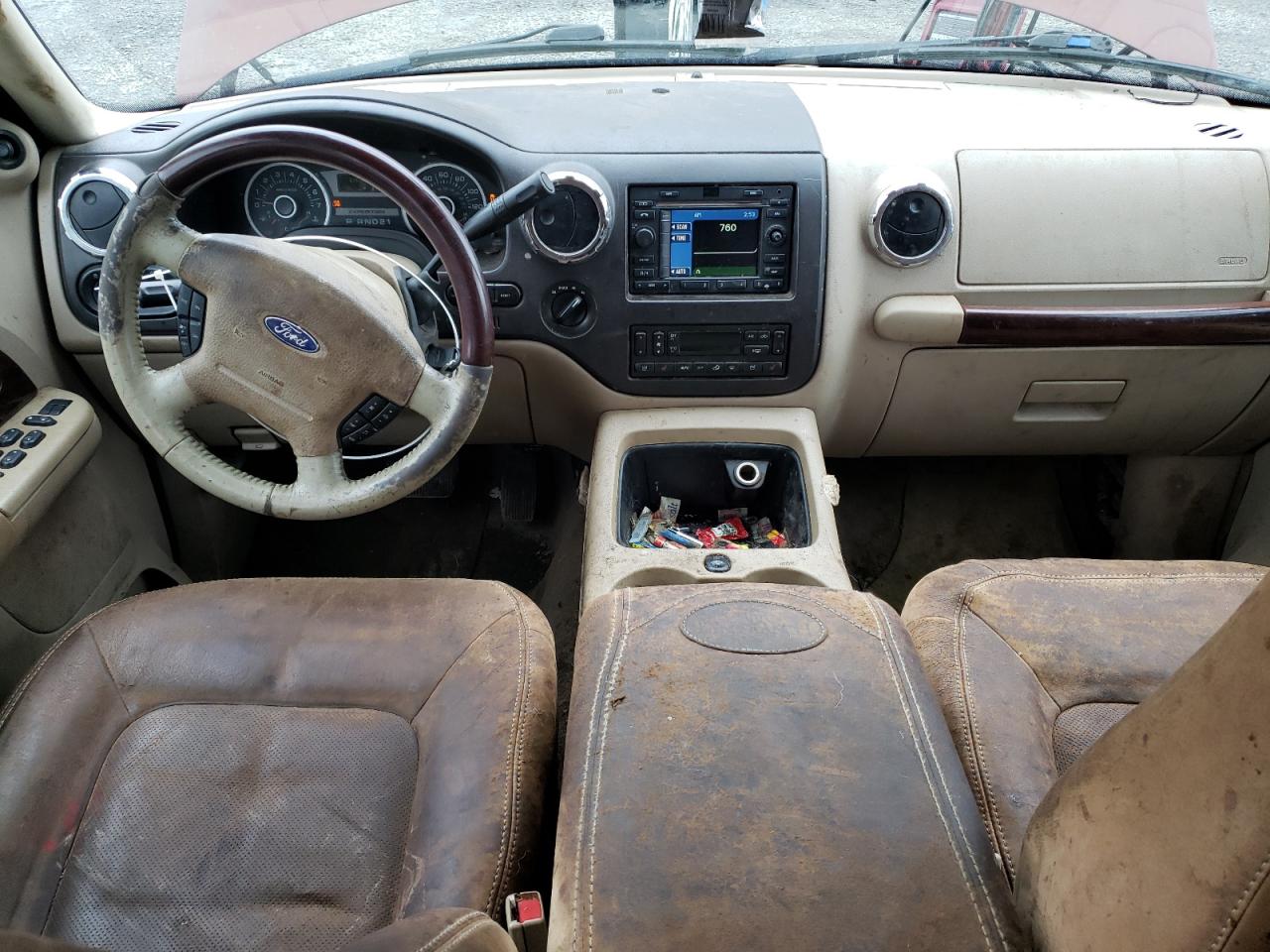 2006 Ford Expedition - Image 8
