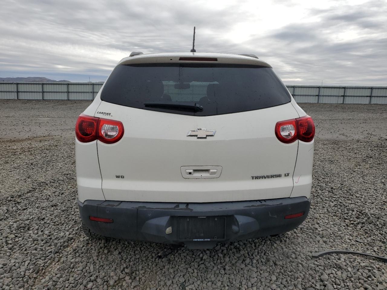 2011 Chevrolet Traverse - Image 6