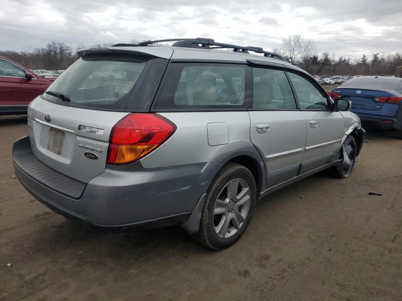 2007 Subaru Outback - Image 3