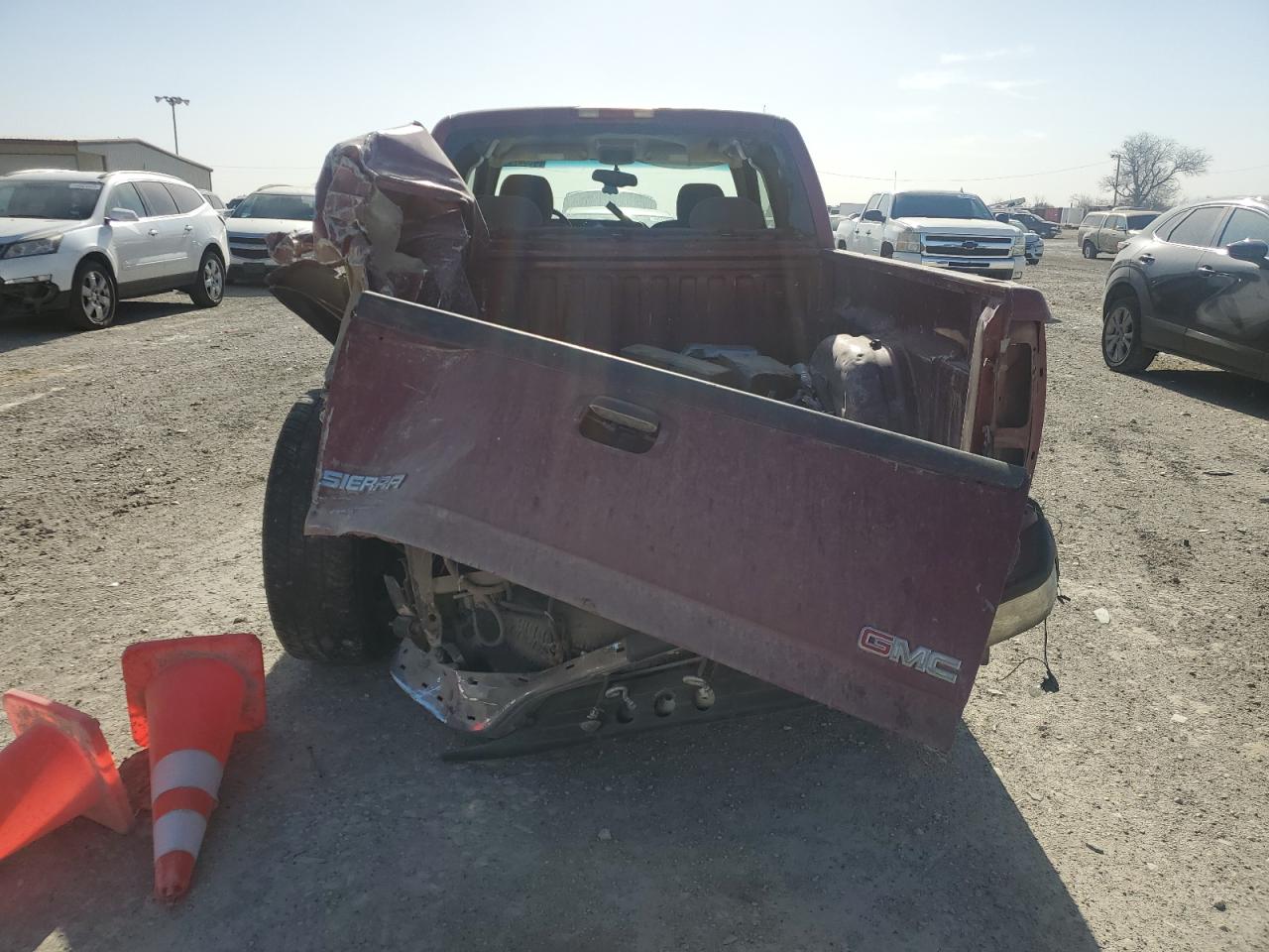 2004 GMC New Sierra C1500 VIN: 1GTEC19V04Z122649 Lot: 48687545