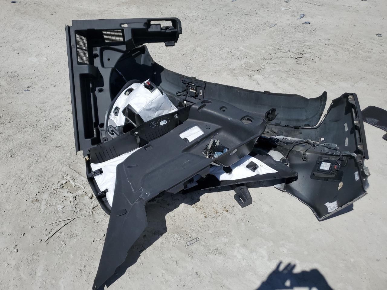 2018 GMC Terrain - Image 13