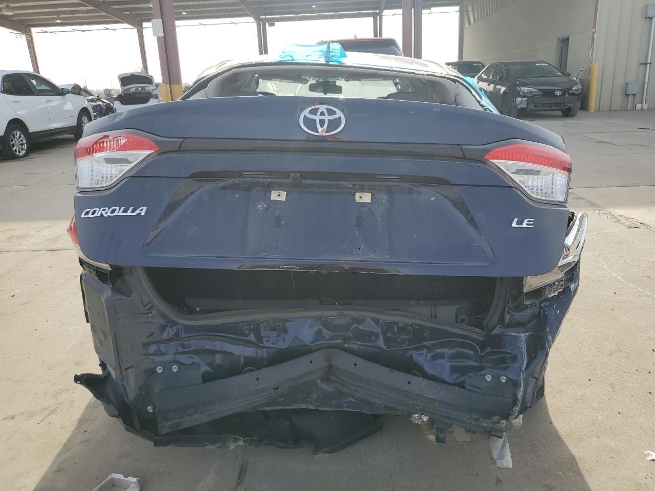 2022 Toyota Corolla Le VIN: 5YFEPMAE5NP296052 Lot: 46070875