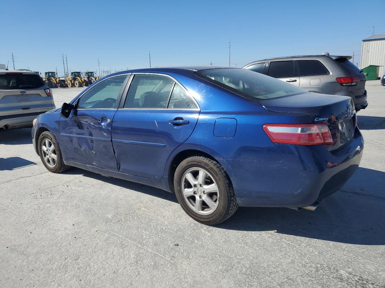 2009 Toyota Camry - Image 2