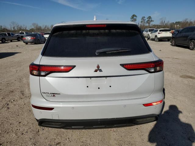  MITSUBISHI OUTLANDER 2024 Biały