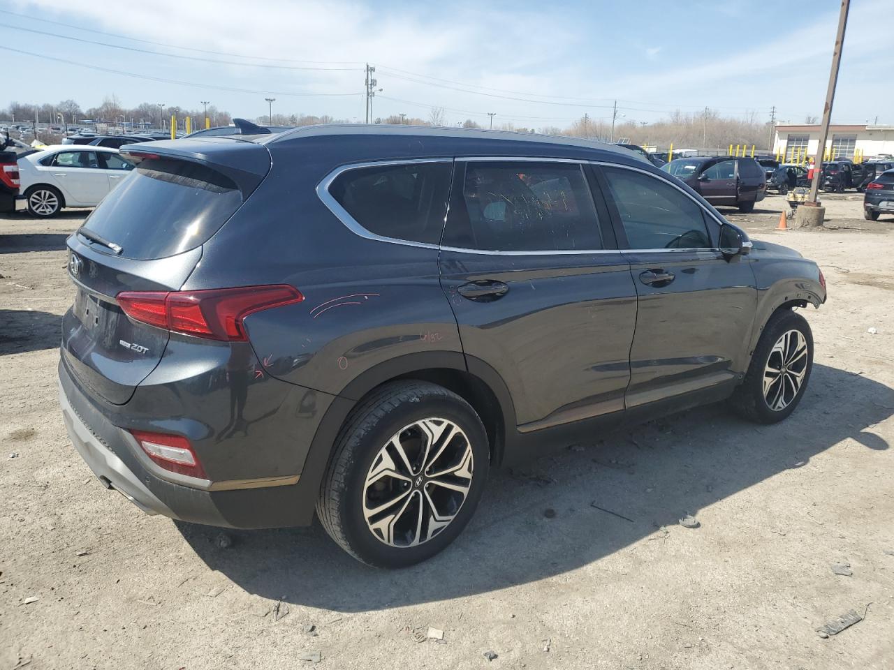 2020 Hyundai Santa Fe - Image 3