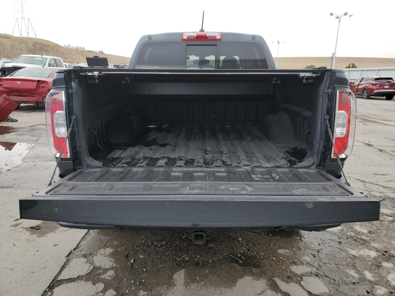 2018 GMC Canyon - Image 6