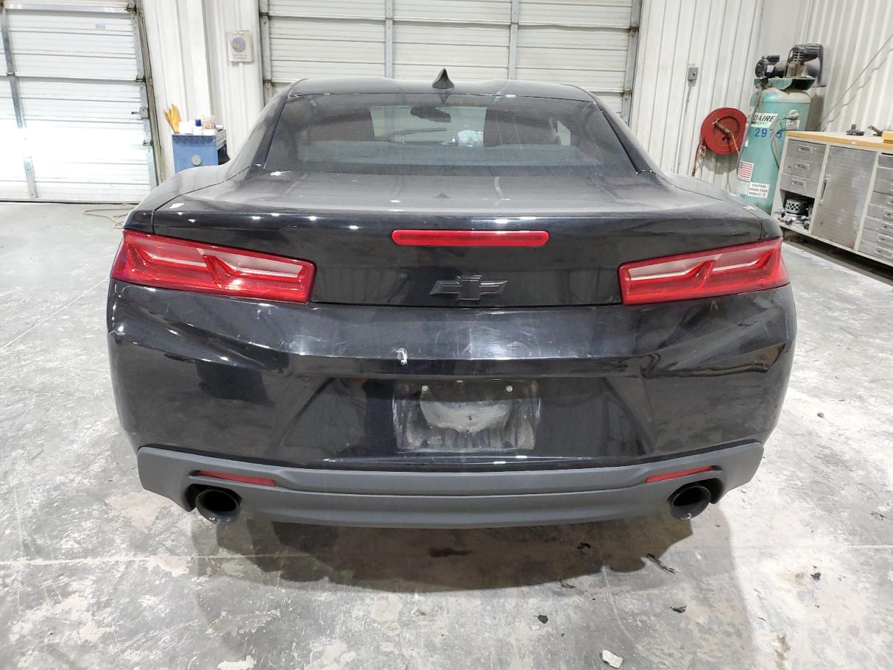 2018 Chevrolet Camaro Lt VIN: 1G1FB1RX3J0175198 Lot: 49988665