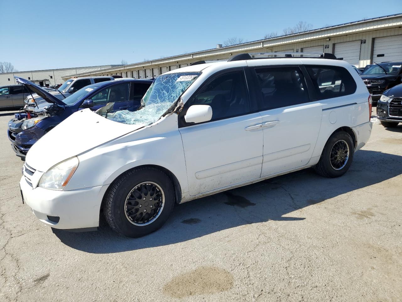 2007 Kia Sedona Ex للبيع في Louisville، KY - All Over