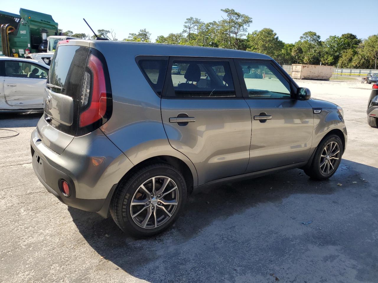 2019 Kia Soul - Image 3