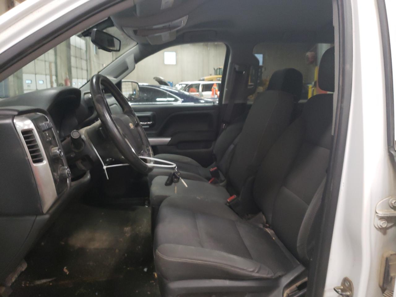 2017 Chevrolet Silverado - Image 7