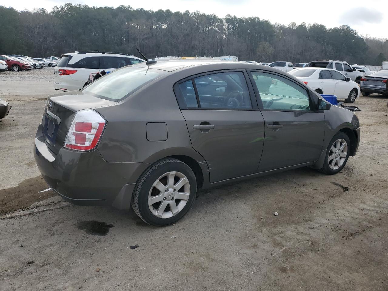 2009 Nissan Sentra - Image 3