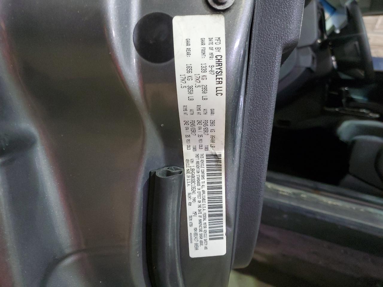 2008 Jeep Commander Sport VIN: 1J8HG48K68C135241 Lot: 50270025
