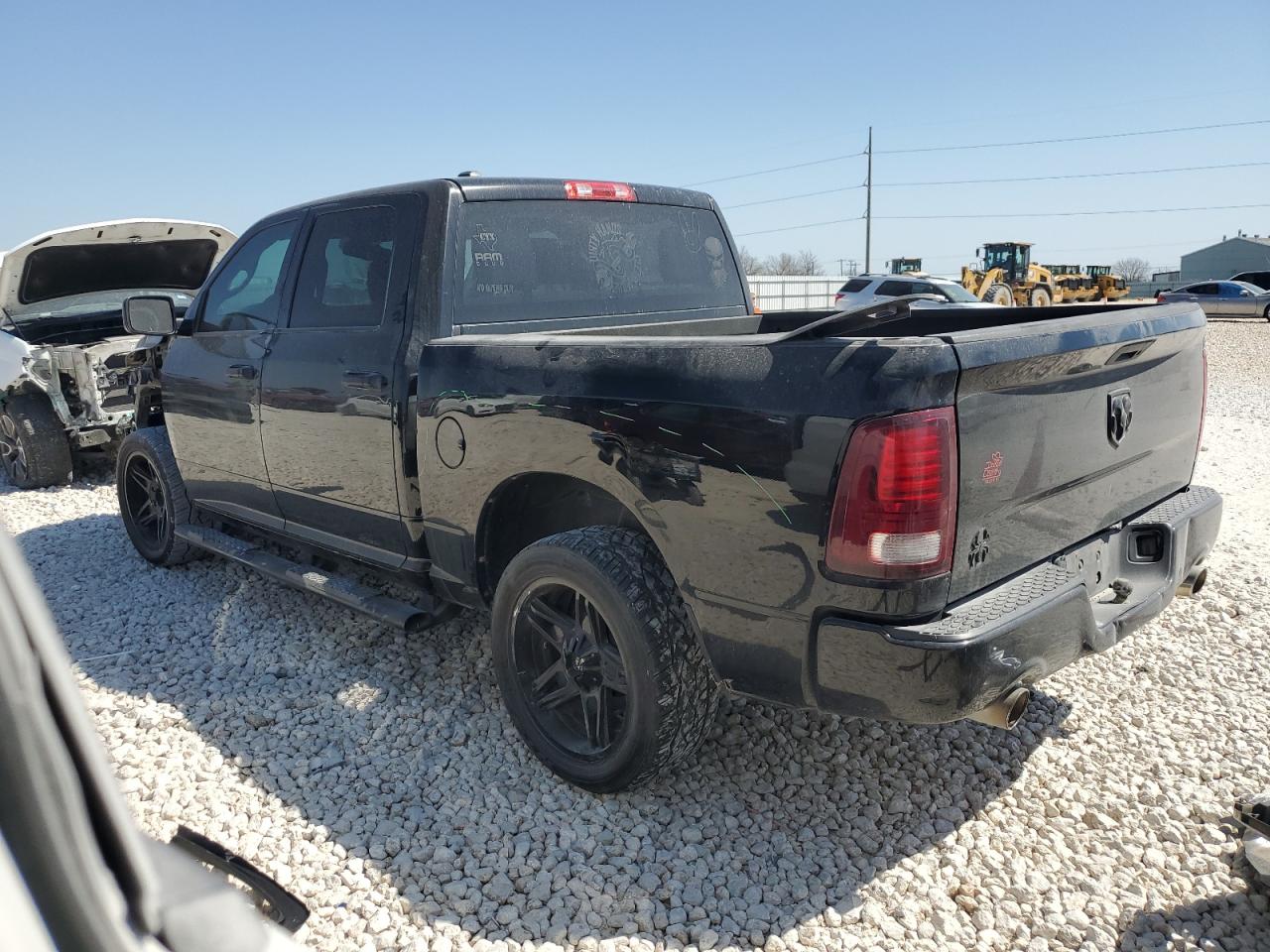 2014 RAM 1500 - Image 2