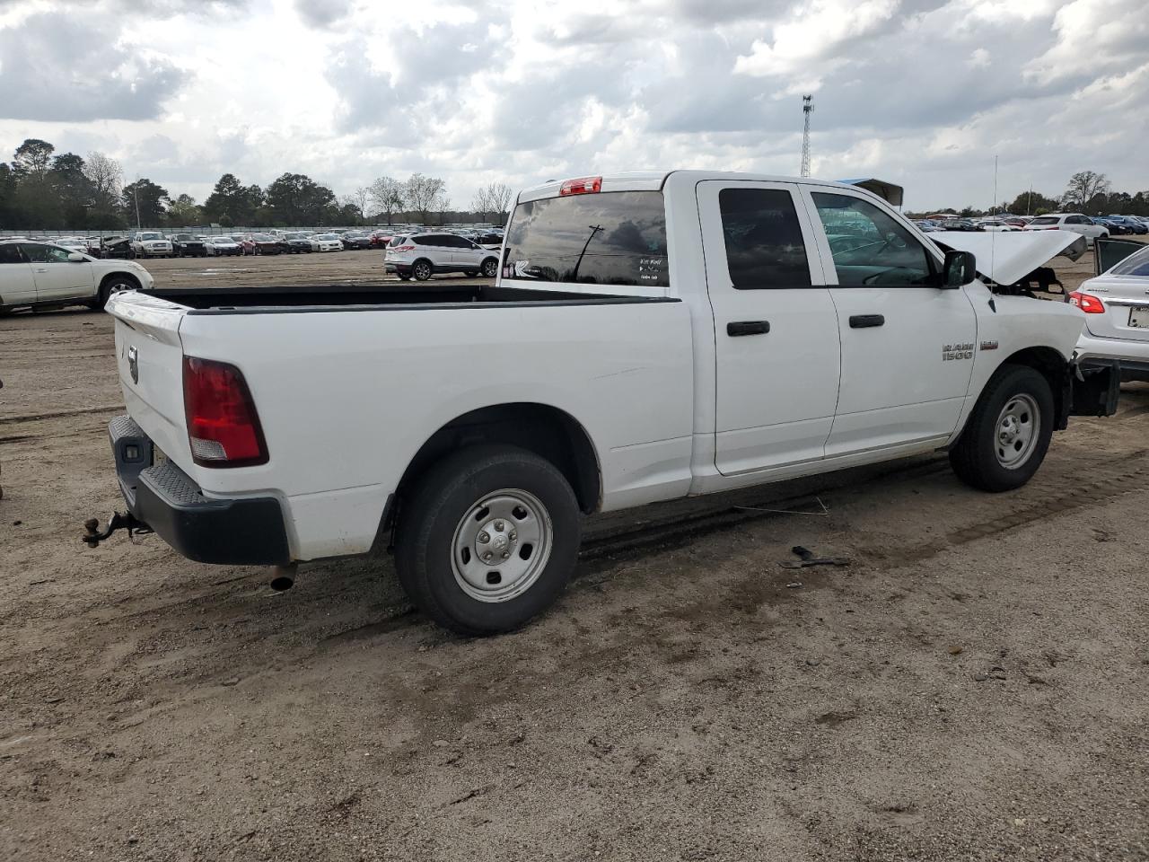 2017 RAM 1500 - Image 3
