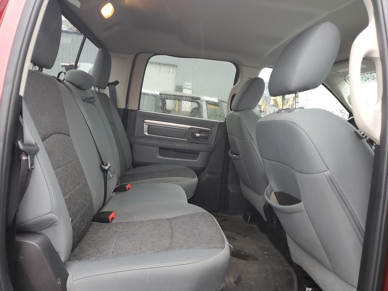 2015 RAM 1500 - Image 10