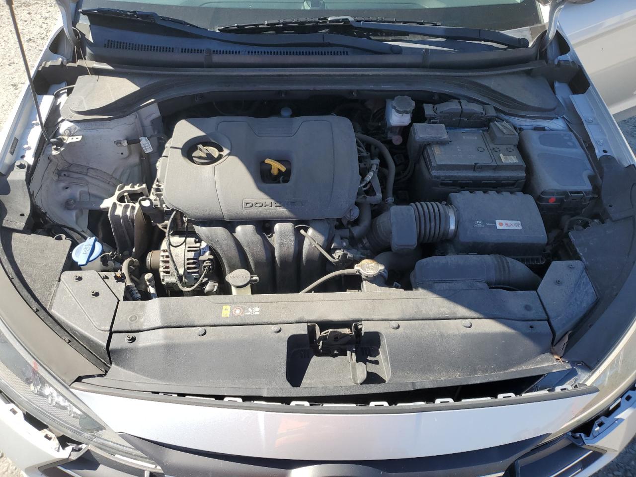 2019 Hyundai Elantra - Image 13