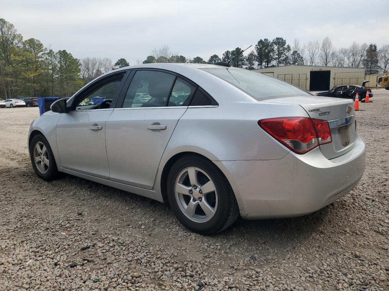 2015 Chevrolet Cruze - Image 2