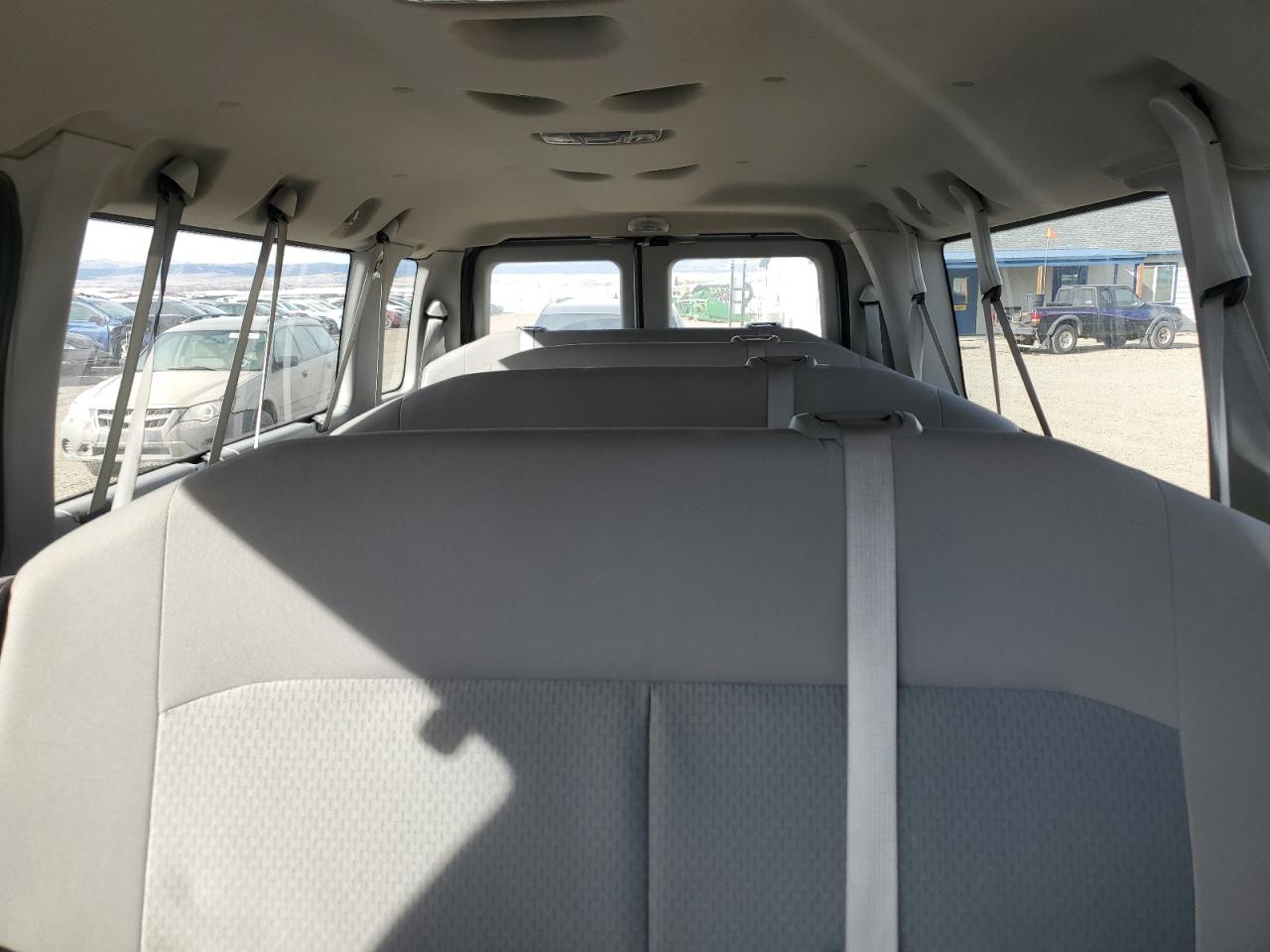 2014 Ford Econoline E350 Super Duty Wagon VIN: 1FBSS3BL3EDB01131 Lot: 49519145