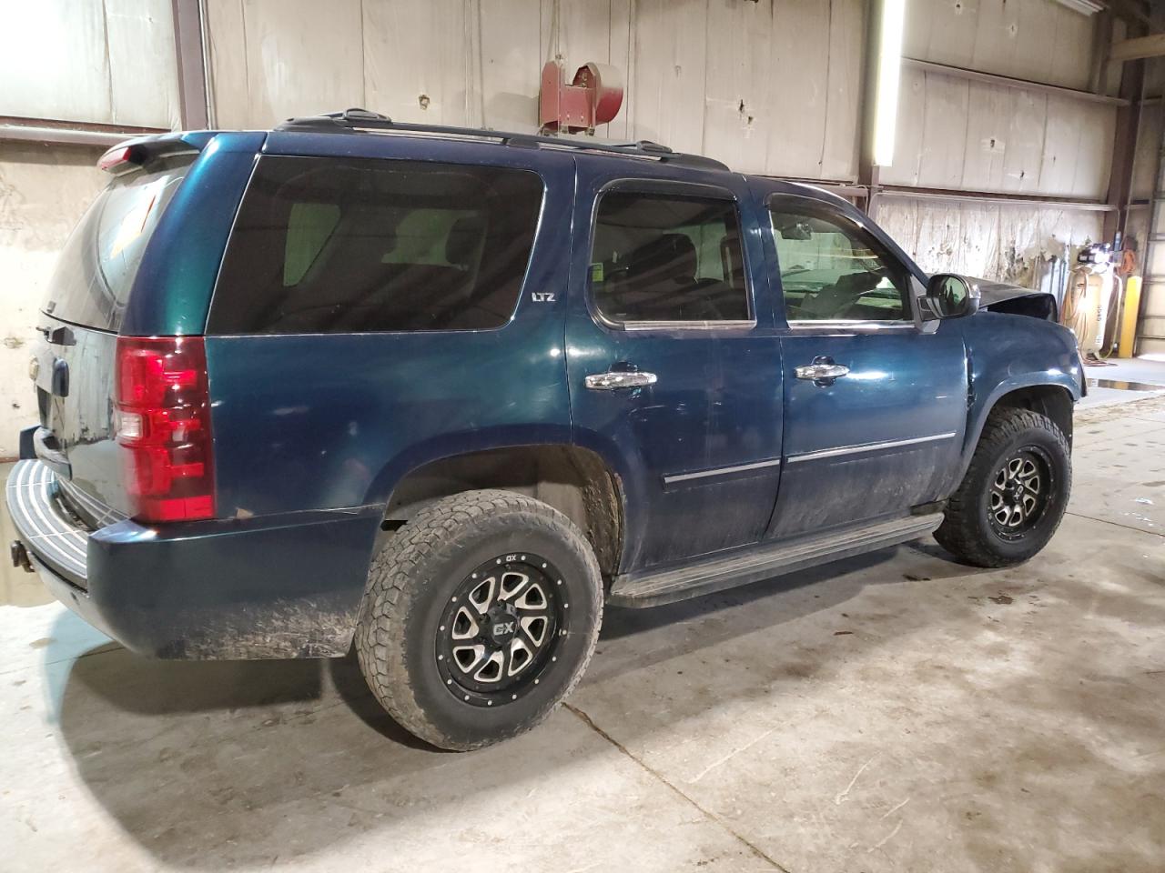 2007 Chevrolet Tahoe - Image 3