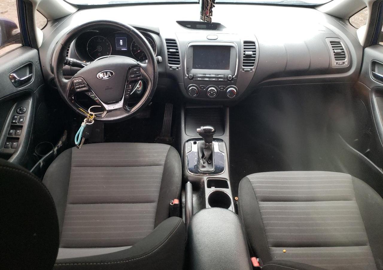 2017 Kia Forte - Image 8